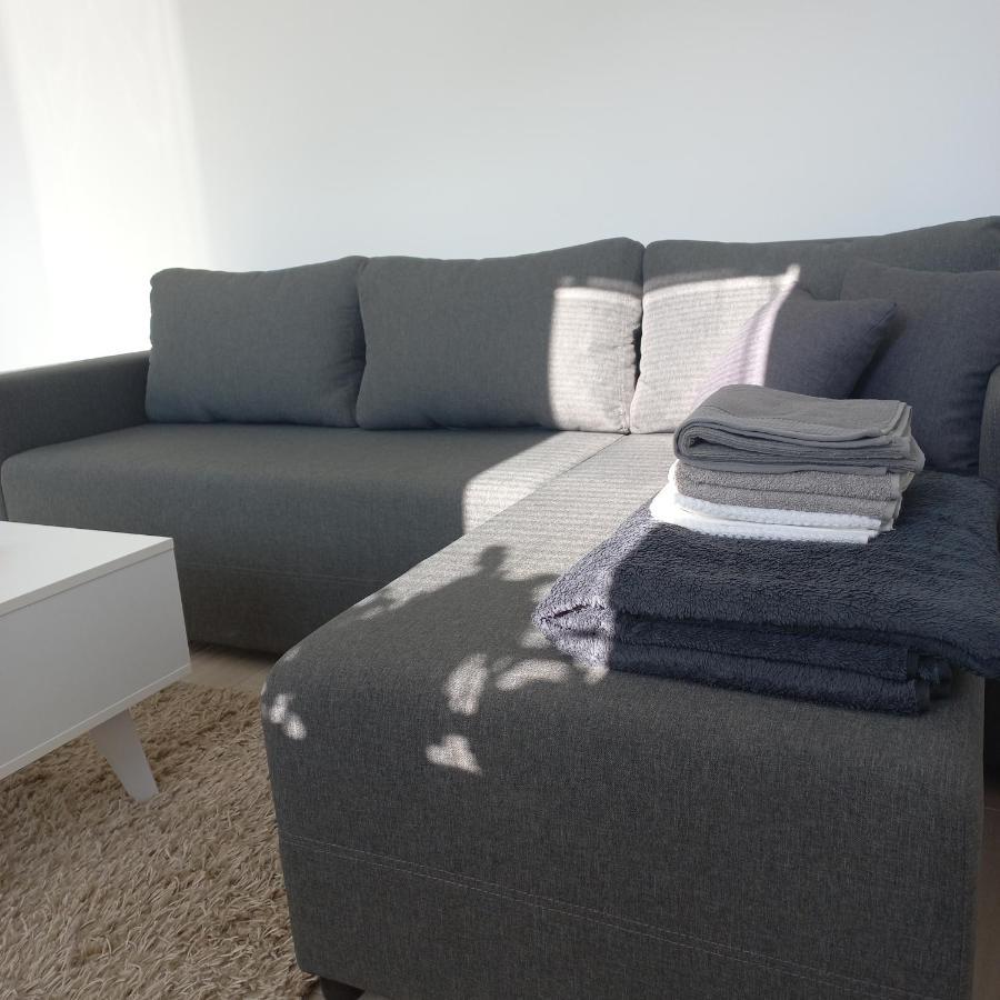 Studio Close To Town Centar สโกเปีย ภายนอก รูปภาพ