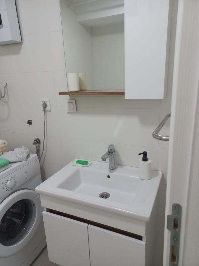 Studio Close To Town Centar สโกเปีย ภายนอก รูปภาพ